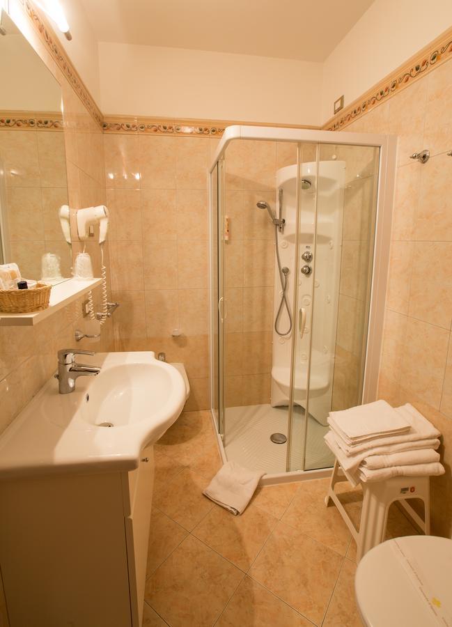 Hotel Franco Andalo Dış mekan fotoğraf
